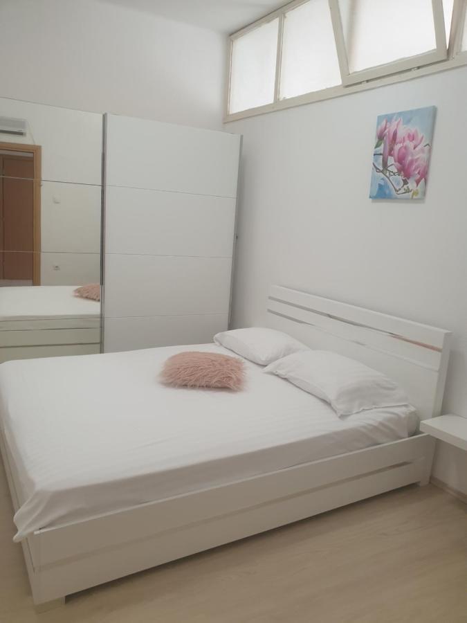 Apartment Ivano Задар Екстер'єр фото