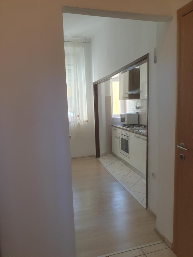 Apartment Ivano Задар Екстер'єр фото